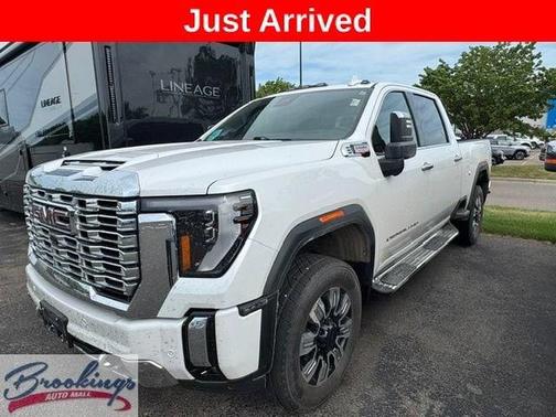 White Frost Tricoat 2024 GMC Sierra 3500 Denali