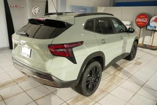 Cacti Green 2026 Chevrolet Trax FWD ACTIV