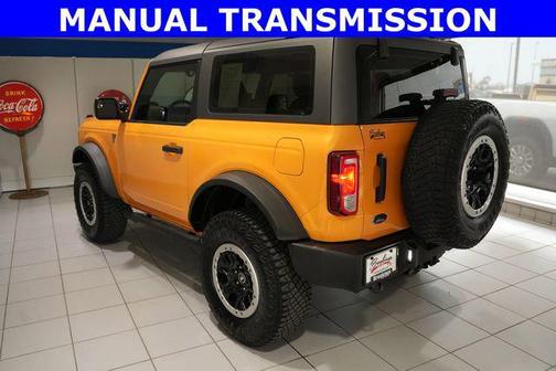 Cyber Orange Metallic Tricoat 2022 Ford Bronco NA