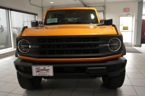 Cyber Orange Metallic Tricoat 2022 Ford Bronco NA