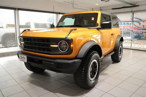 Cyber Orange Metallic Tricoat 2022 Ford Bronco NA