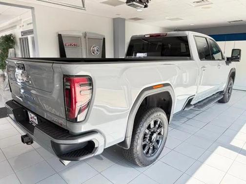 2024 GMC Sierra 2500 AT4