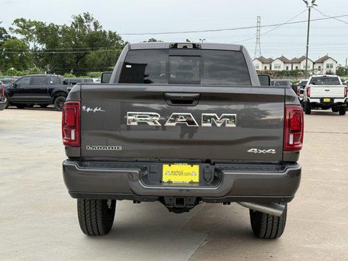 2025 RAM 2500 Laramie Crew Cab 4x4 6'4' Box