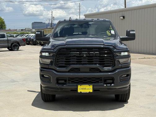 2025 RAM 2500 Lone Star Crew Cab 4x4 6'4' Box