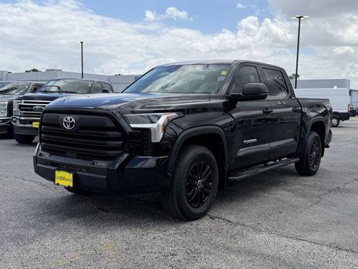 Midnight Black Metallic 2024 Toyota Tundra SR5