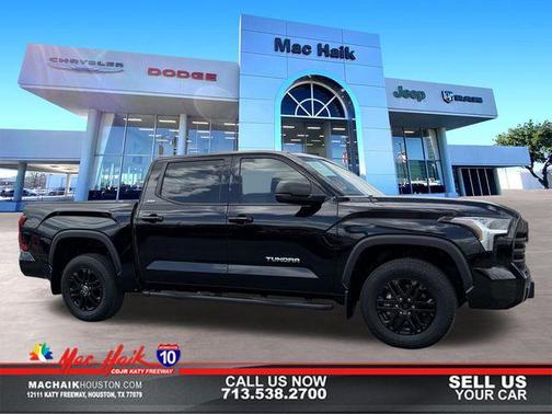 Midnight Black Metallic 2024 Toyota Tundra SR5