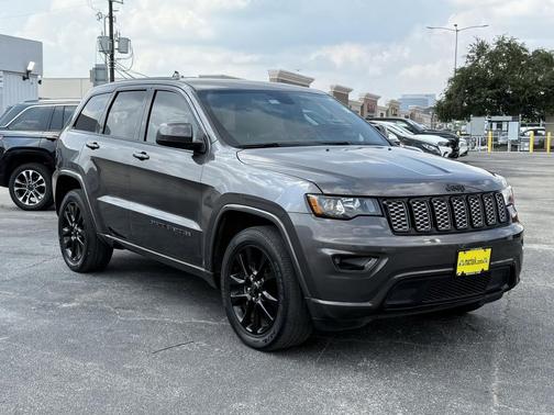 2019 Jeep Grand Cherokee Altitude