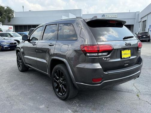 2019 Jeep Grand Cherokee Altitude