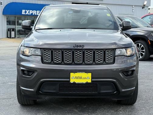 2019 Jeep Grand Cherokee Altitude