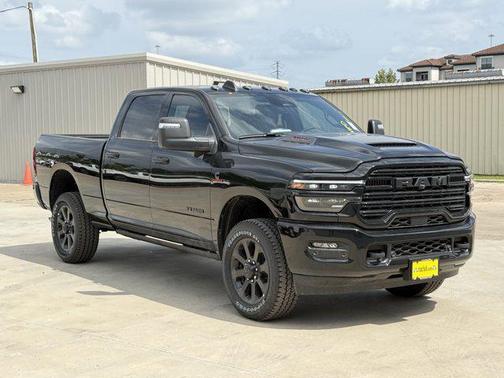 2025 RAM 2500 Laramie Crew Cab 4x4 6'4' Box