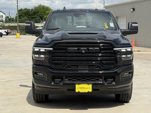 2025 RAM 2500 Laramie Crew Cab 4x4 6'4' Box
