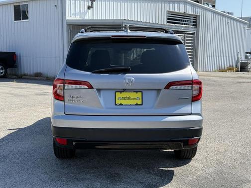 2022 Honda Pilot 2WD Special Edition