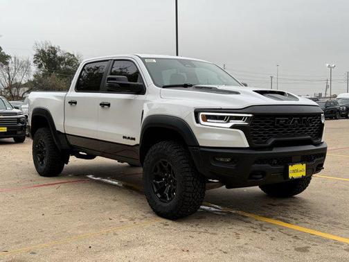 2026 RAM 1500 RHO Crew Cab 4x4 5'7' Box