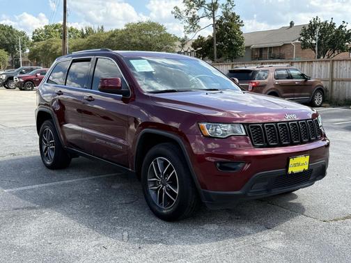 2019 Jeep Grand Cherokee Laredo