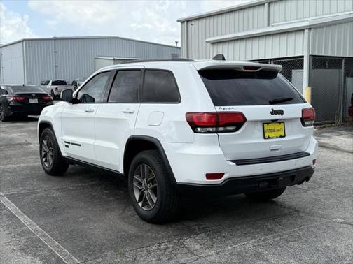 2016 Jeep Grand Cherokee 75th Anniversary