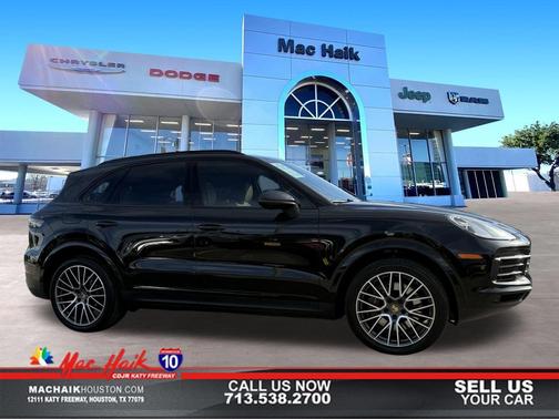 2023 Porsche Cayenne Platinum Edition