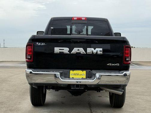 2025 RAM 2500 Tradesman Crew Cab 4x4 6'4' Box