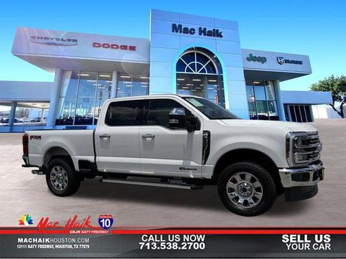 Star White Metallic Tri-Coat 2026 Ford F-250 Lariat