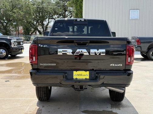 2025 RAM 2500 Laramie Crew Cab 4x4 6'4' Box