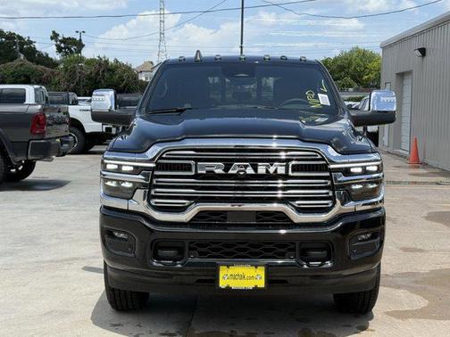 2025 RAM 2500 Laramie Crew Cab 4x4 6'4' Box