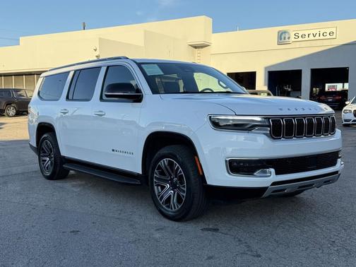 2024 Jeep Wagoneer L Series II 4x4