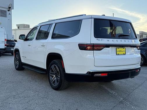 2024 Jeep Wagoneer L Series II 4x4