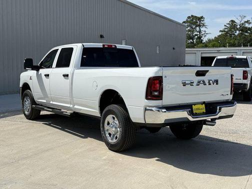 2025 RAM 2500 Tradesman Crew Cab 4x4 8' Box