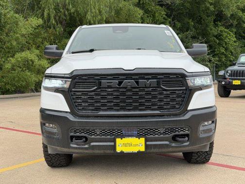 Bright White Clearcoat 2026 RAM 1500 Warlock Crew Cab 4x4 5'7' Box
