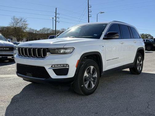 2022 Jeep Grand Cherokee 4xe Base
