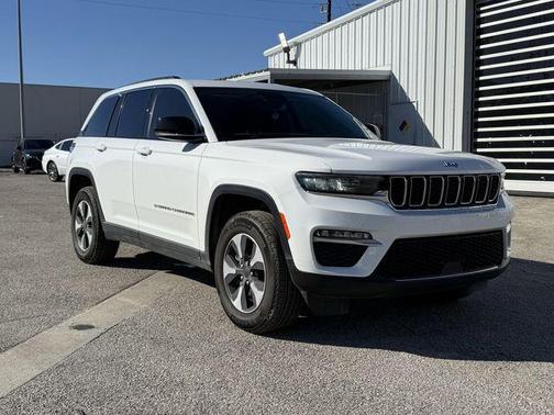2022 Jeep Grand Cherokee 4xe Base