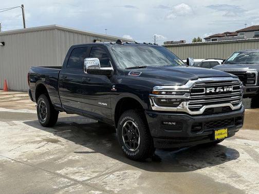 2025 RAM 2500 Laramie Crew Cab 4x4 6'4' Box