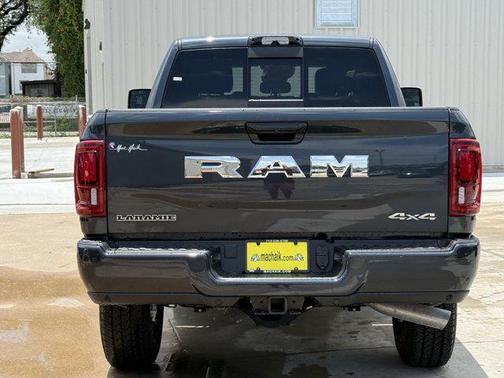 2025 RAM 2500 Laramie Crew Cab 4x4 6'4' Box