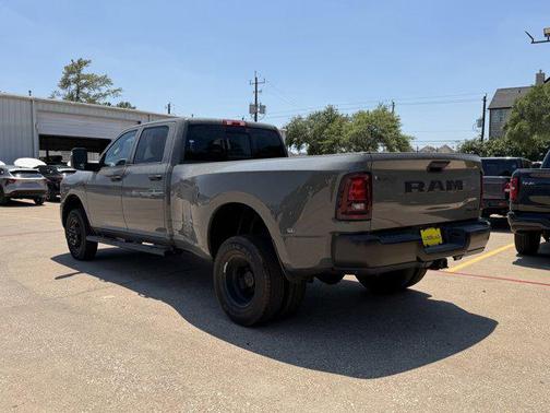 Ceramic Gray Clearcoat 2026 RAM 3500 Tradesman Crew Cab 4x4 8' Box