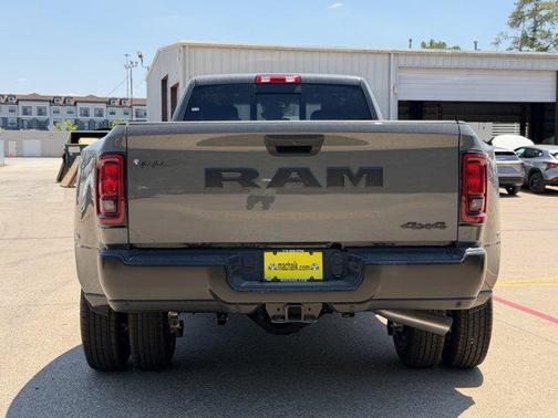 Ceramic Gray Clearcoat 2026 RAM 3500 Tradesman Crew Cab 4x4 8' Box