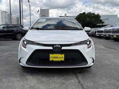Super White 2020 Toyota Corolla LE
