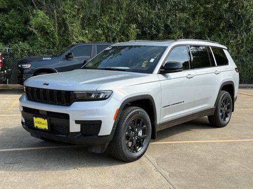 2025 Jeep Grand Cherokee L Altitude