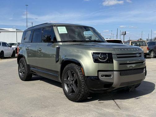 2024 Land Rover Defender 110 P400 X-Dynamic SE