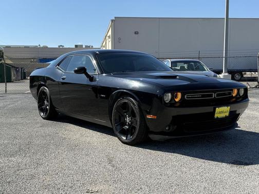 2015 Dodge Challenger R/T