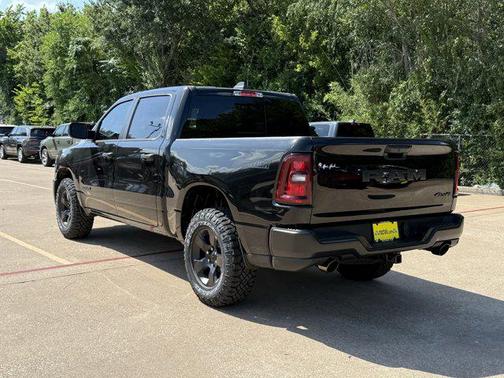 2026 RAM 1500 Warlock Crew Cab 4x4 5'7' Box