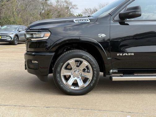 Diamond Black Crystal Pearlcoat 2026 RAM 1500 Lone Star
