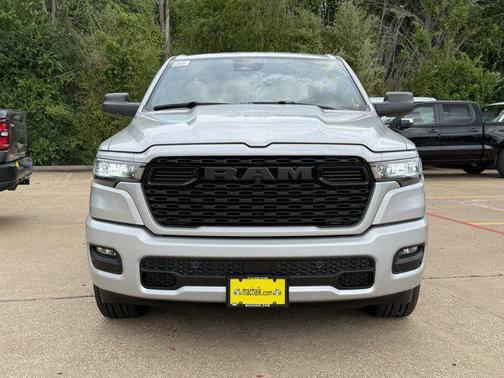 Silver Zynith 2026 RAM 1500 Express