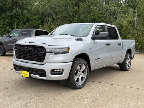 Silver Zynith 2026 RAM 1500 Express