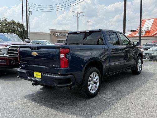 2022 Chevrolet Silverado 1500 Custom