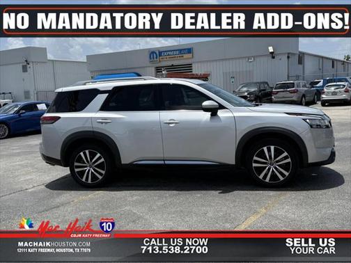2023 Nissan Pathfinder Platinum FWD