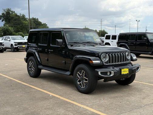 2025 Jeep Wrangler 4-Door Sahara 4x4
