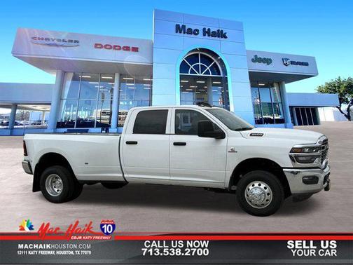 2025 RAM 3500 Tradesman Crew Cab 4x4 8' Box