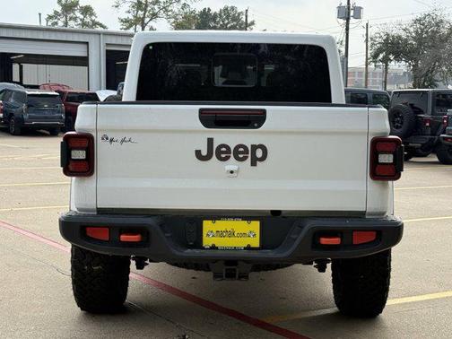 2026 Jeep Gladiator Mojave 4x4