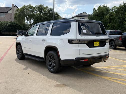 Bright White Clearcoat 2026 Jeep Grand Wagoneer Upland