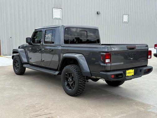 2025 Jeep Gladiator High Tide
