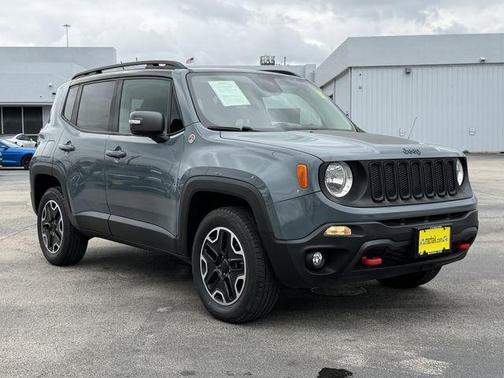 2016 Jeep Renegade Trailhawk
